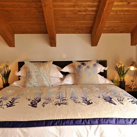 Holiday home Panorama Chalet With Views To The Glaciers And The Dom