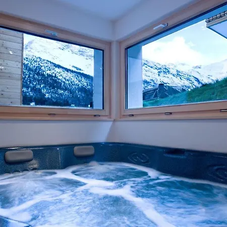 Panorama Chalet With Views To The Glaciers And The Dom Saas-Fee